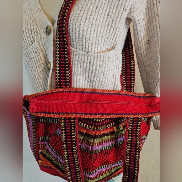 Hand Crafted bag multicolored tote style Pinzon Artesanias Handmade embroidery - Picture 6 of 17